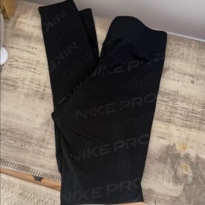 NIKE pro dri fit leggings small